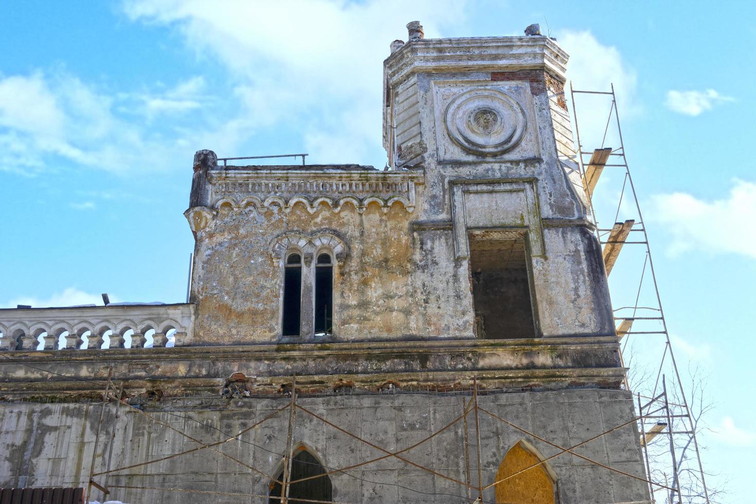 paesaggio urbano con architettura antica. sukhumi, abkhazia foto