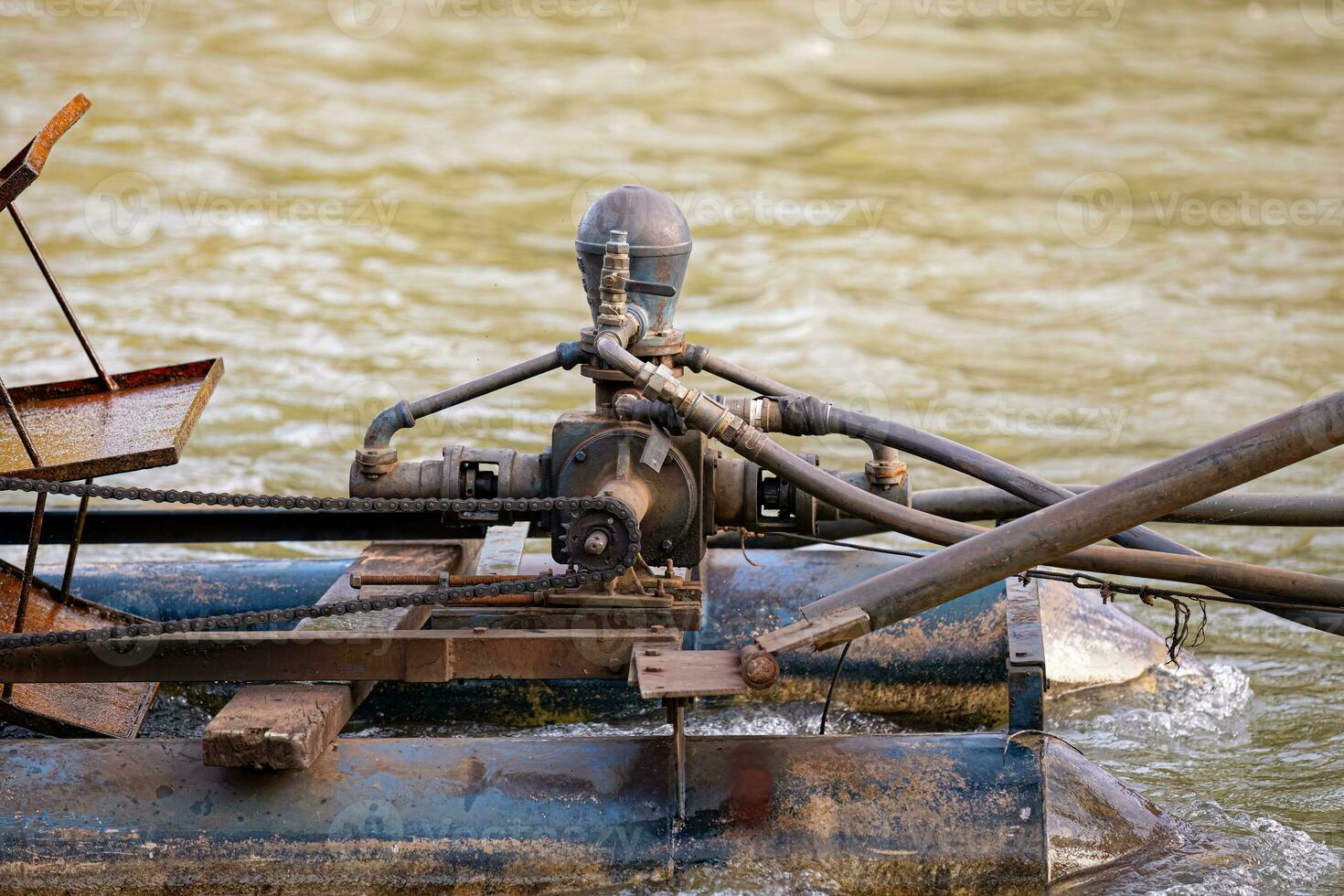 acqua pompaggio sistema di acqua ruota e pompa foto