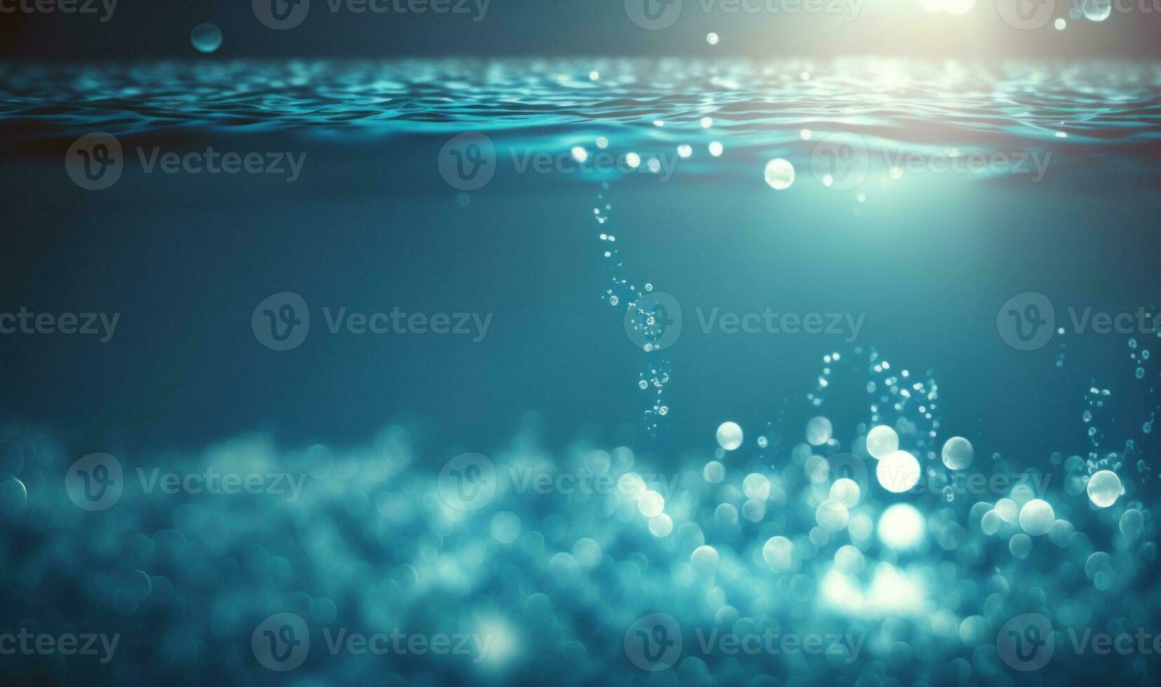 scintillante blu acqua superficie con luce del sole riflessi nel nuoto piscina foto