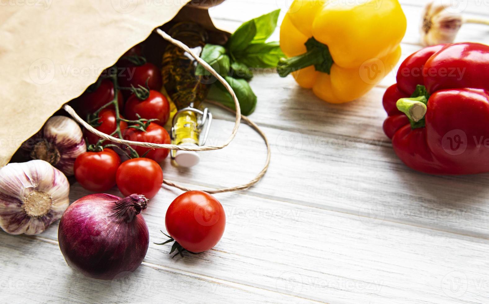 sfondo di cibo sano. cibo sano in un sacchetto di carta foto