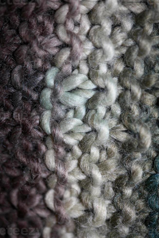 sciarpa invernale colorata fatta a mano con lana di alpaca da vicino foto