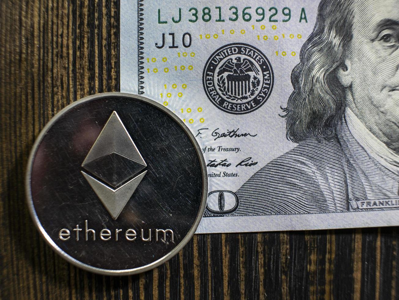 argento ethereum su dollari americani foto