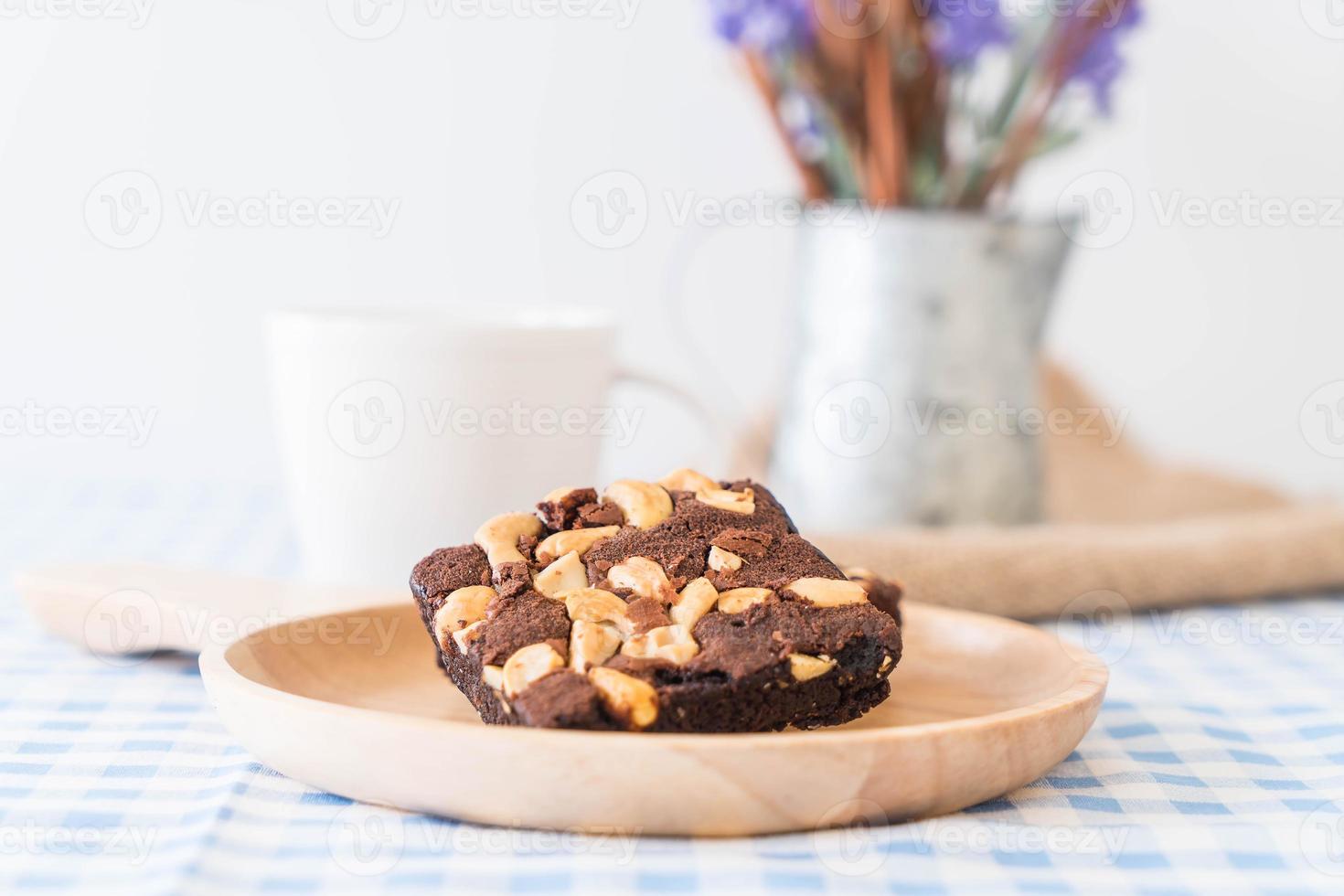 brownies al cioccolato in tavola foto