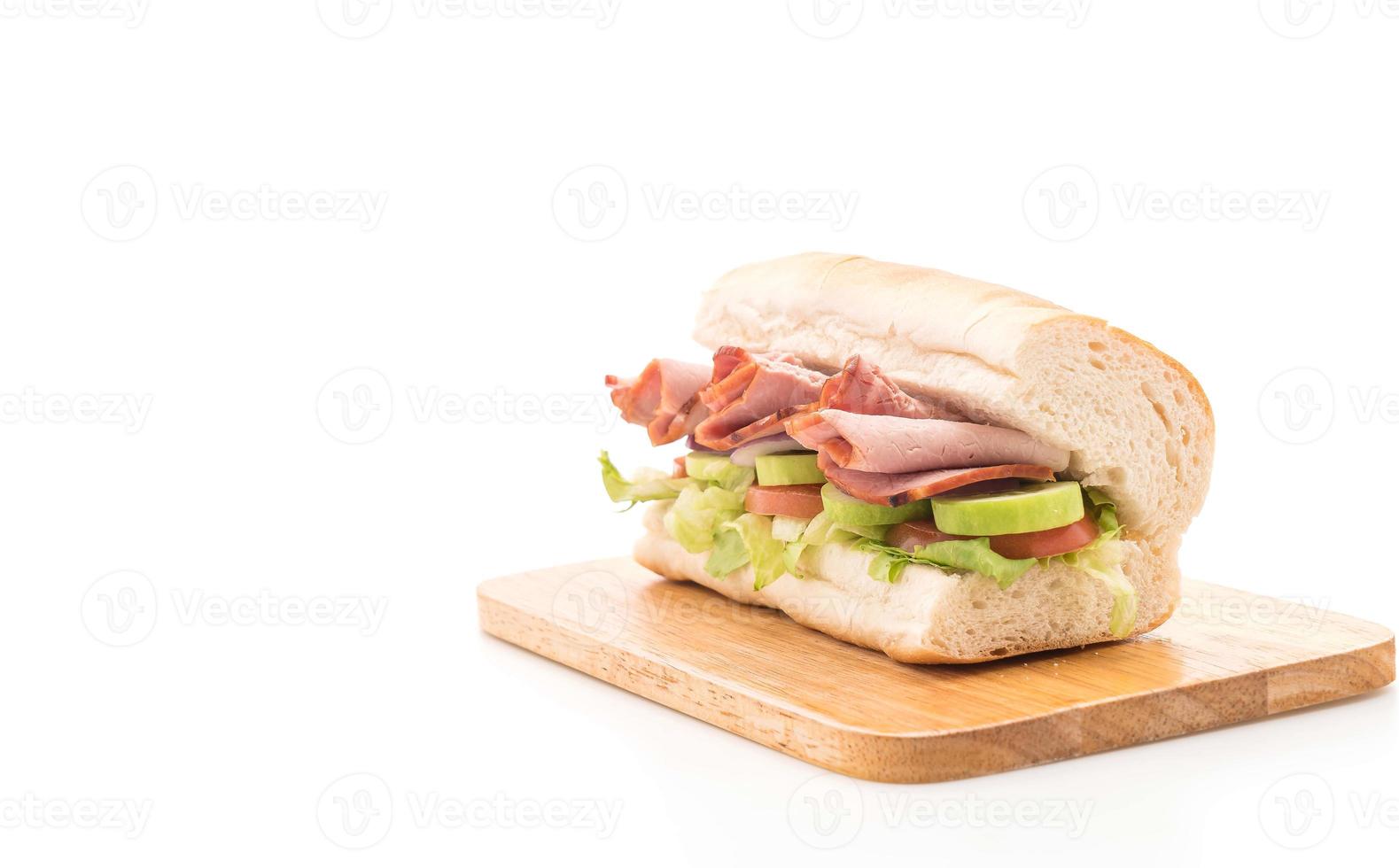 panino sottomarino prosciutto e insalata foto