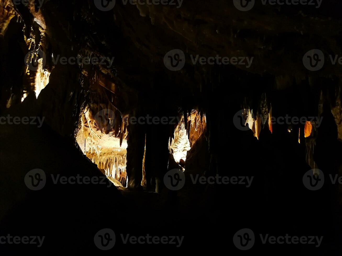 dettaglio di grotte nel il serra de mira d'Aire, nel Portogallo foto