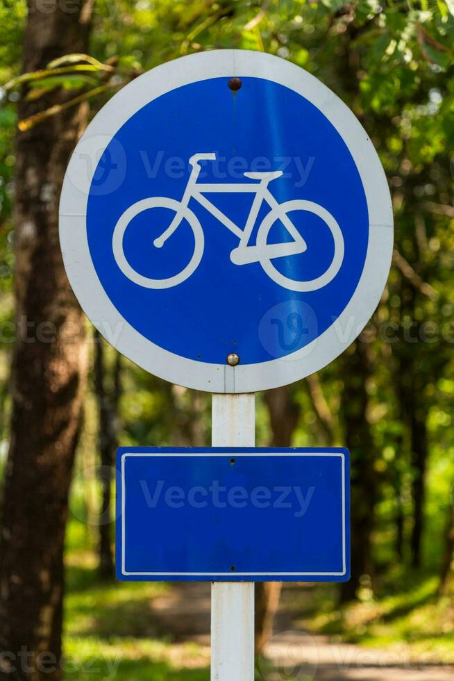 inviare di bicicletta cartello foto