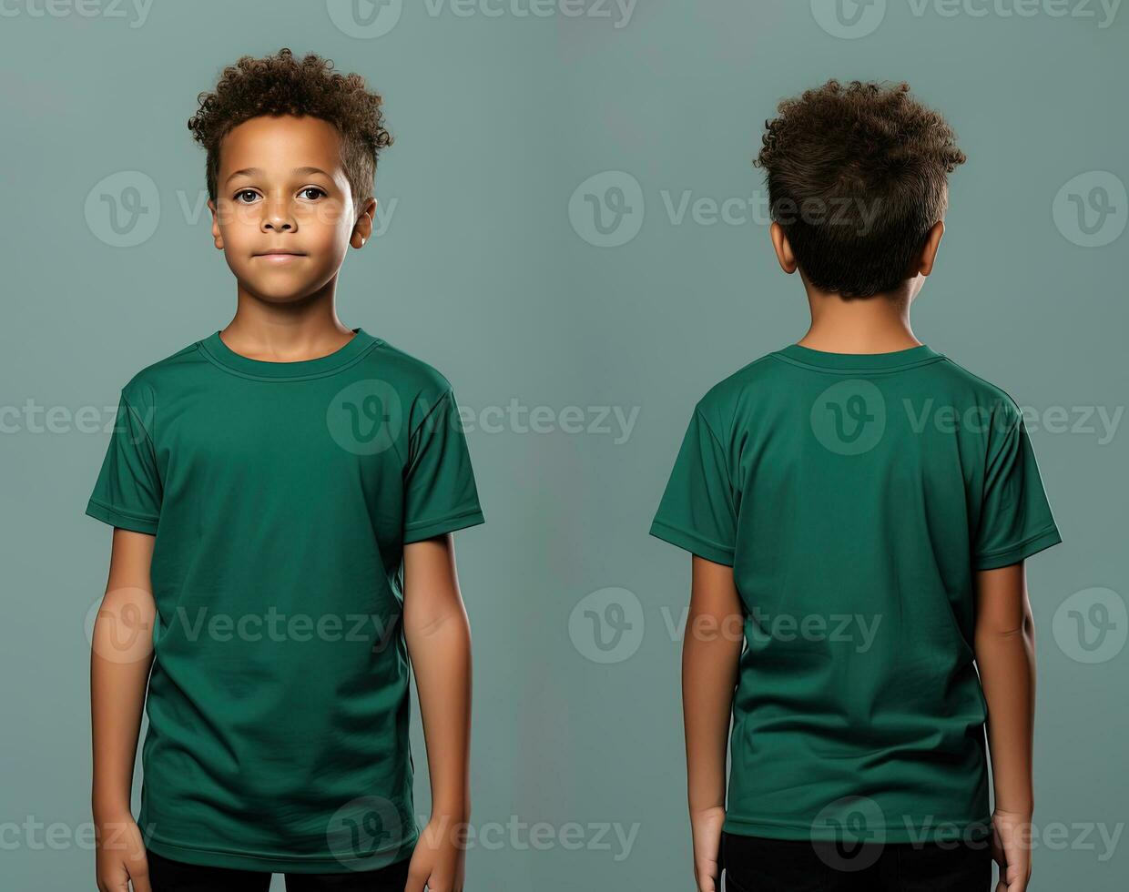 davanti e indietro visualizzazioni di un' poco ragazzo indossare un' verde maglietta. ai generato foto