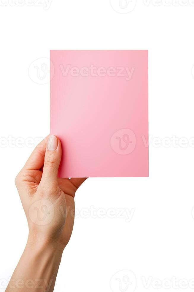 un' umano mano Tenere un' vuoto foglio di rosa carta o carta isolato su un' bianca sfondo. ai generato foto