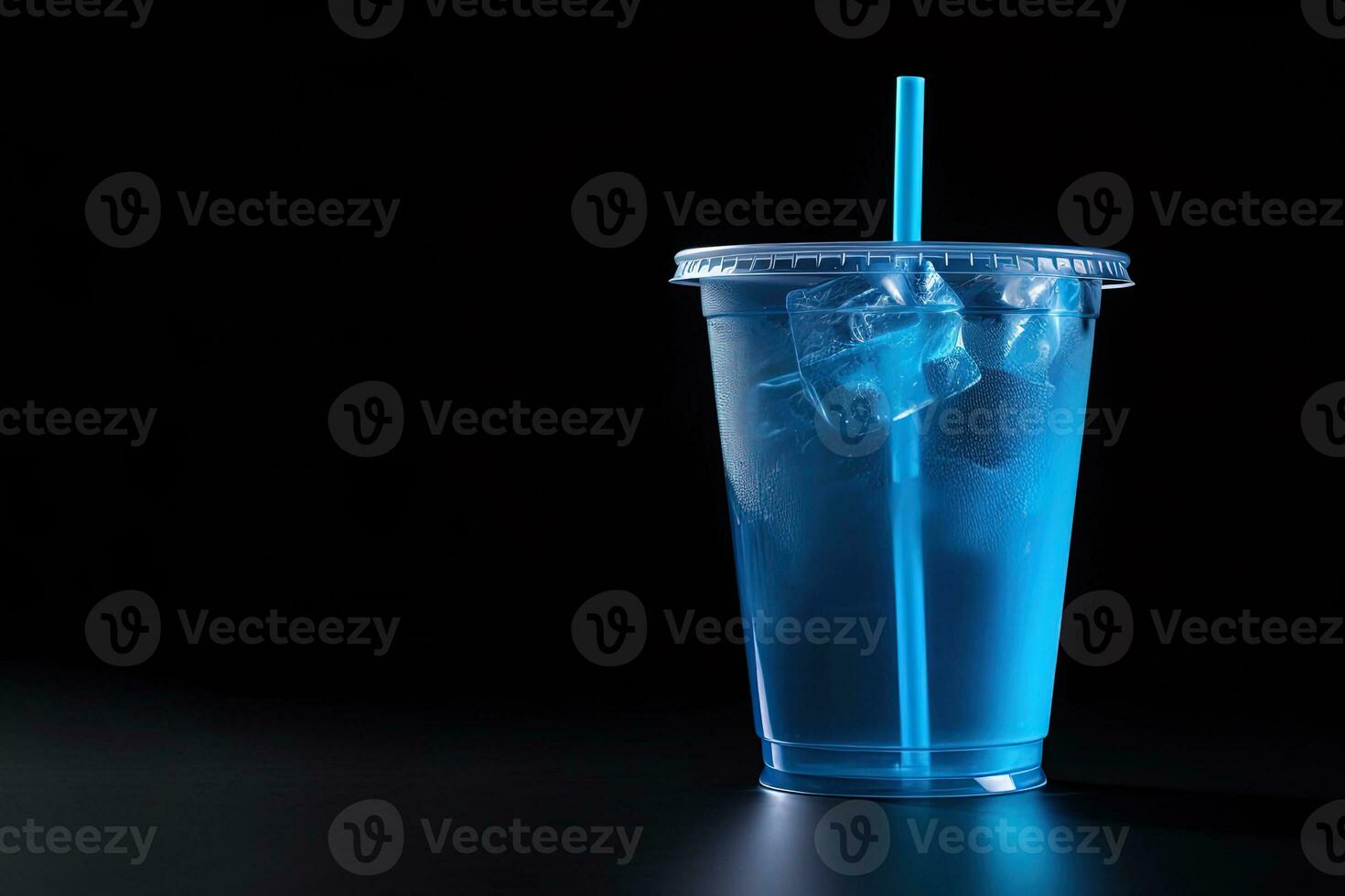 blu bevanda nel un' plastica tazza isolato su un' nero sfondo. prendere lontano bevande concetto con copia spazio. ai generato foto