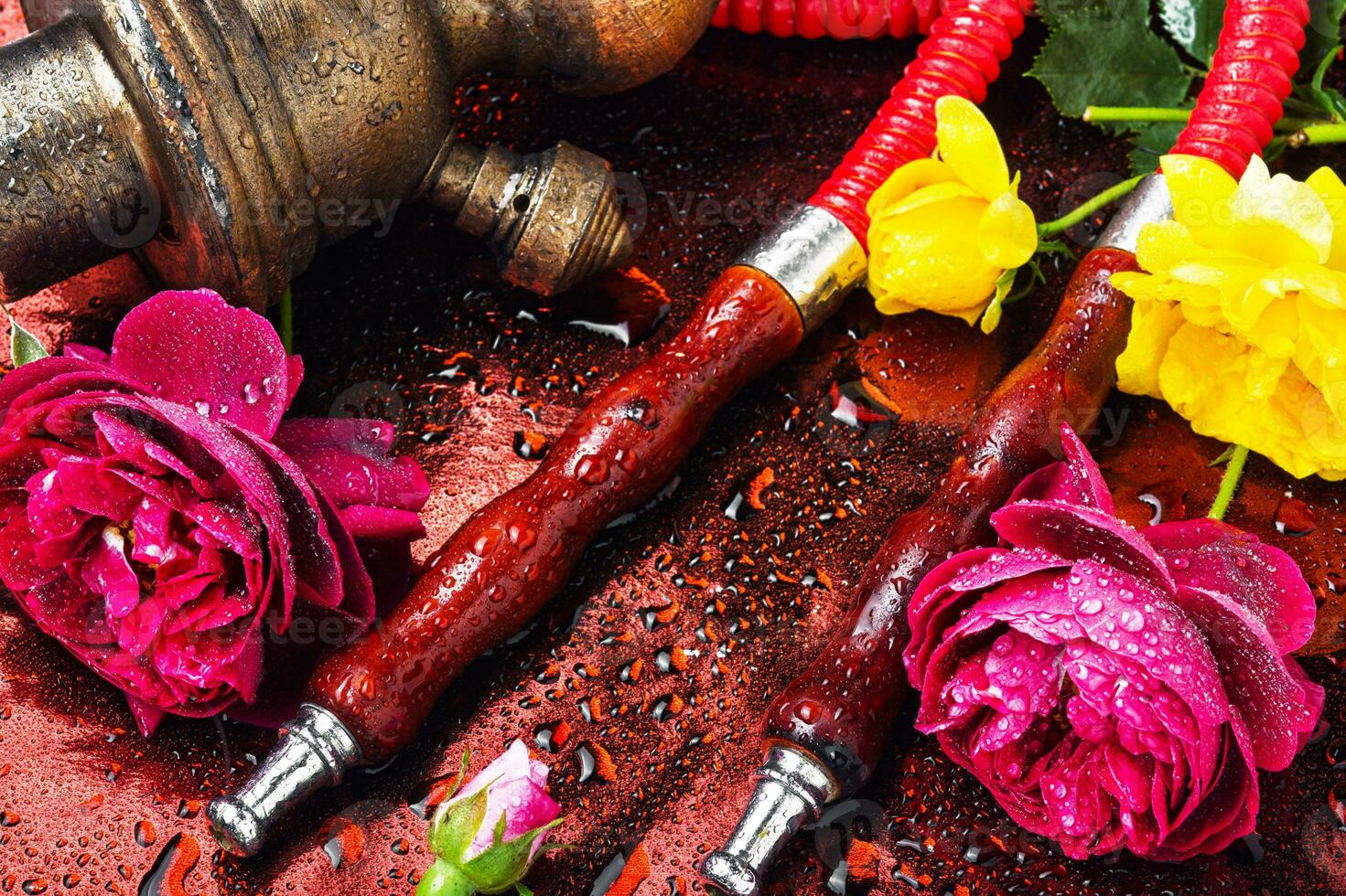 narghilè con rosa tabacco foto