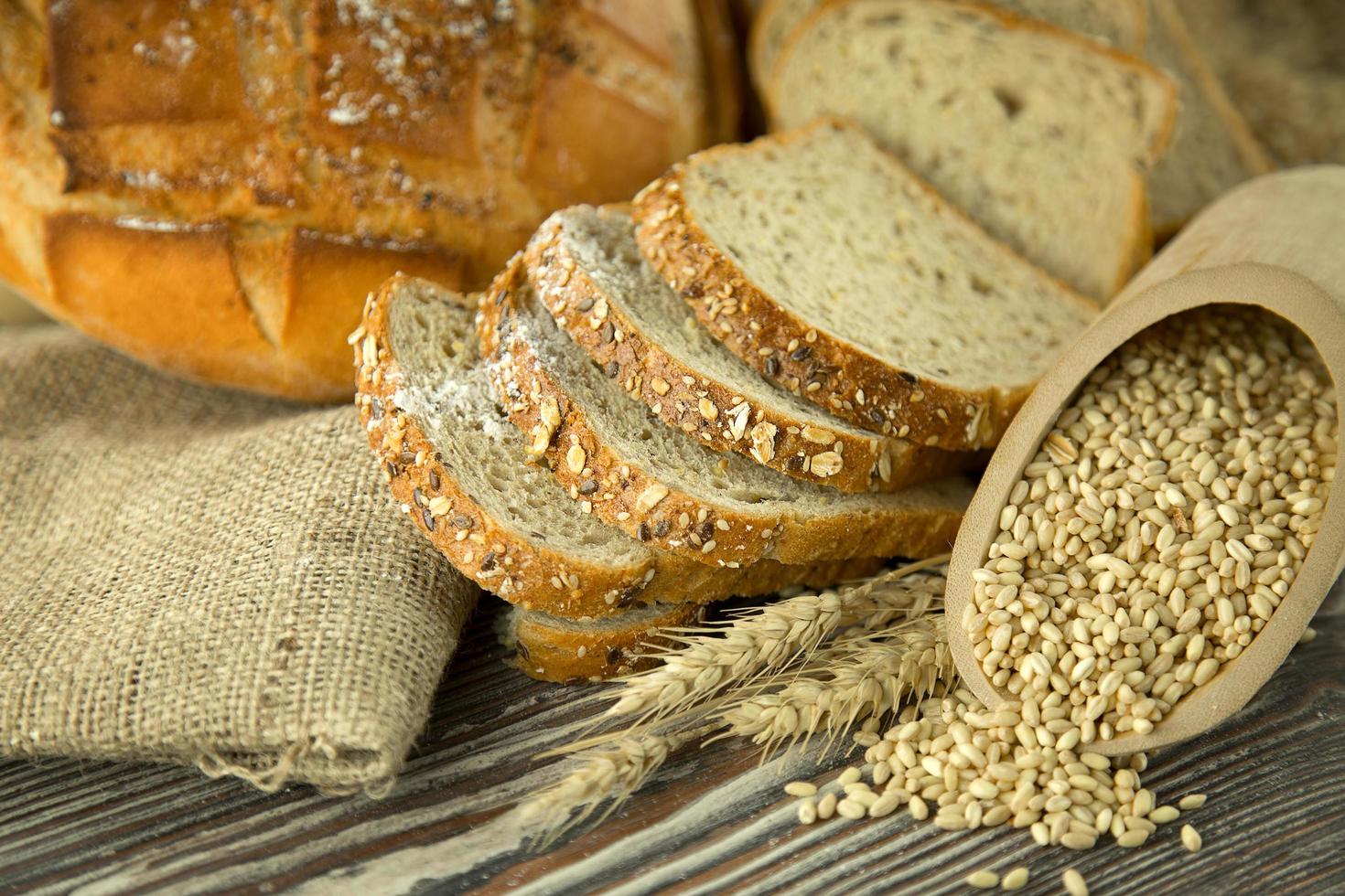 delizioso concetto di pane fresco foto