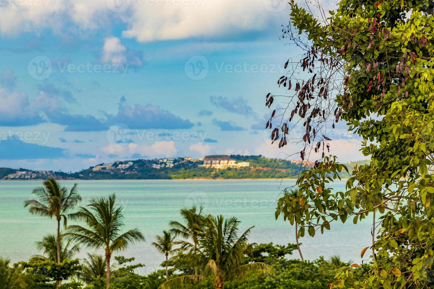 incredibile spiaggia dell'isola di koh samui e panorama del paesaggio in thailandia. foto