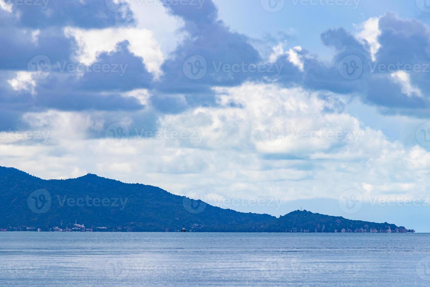 isola di koh samui della spiaggia di bophut, vista su pha-ngan. foto