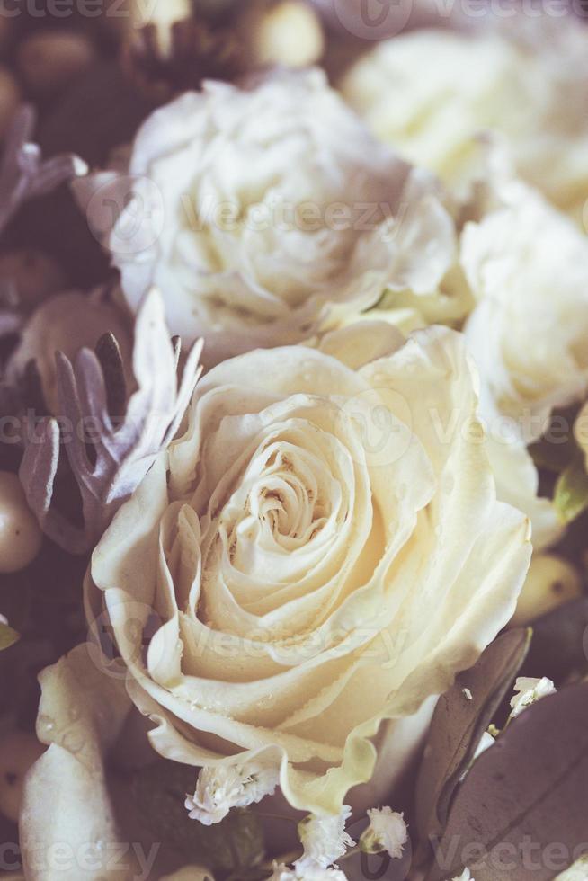 bouquet di rose e fiori usato per un matrimonio foto