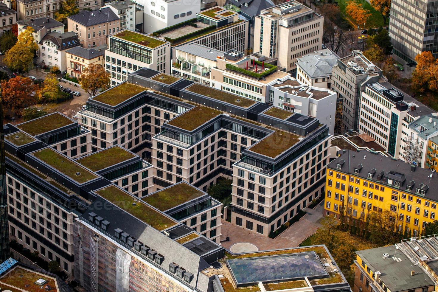 edifici generali del paesaggio urbano europeo in germania francoforte foto