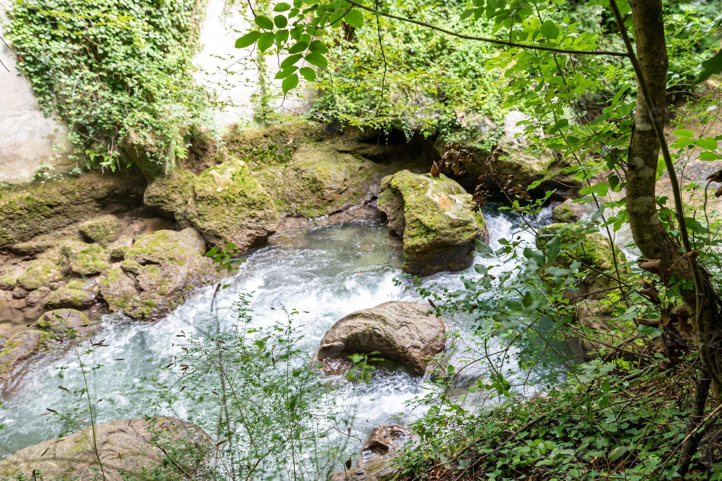 bleck river dopo cascata di marmo foto