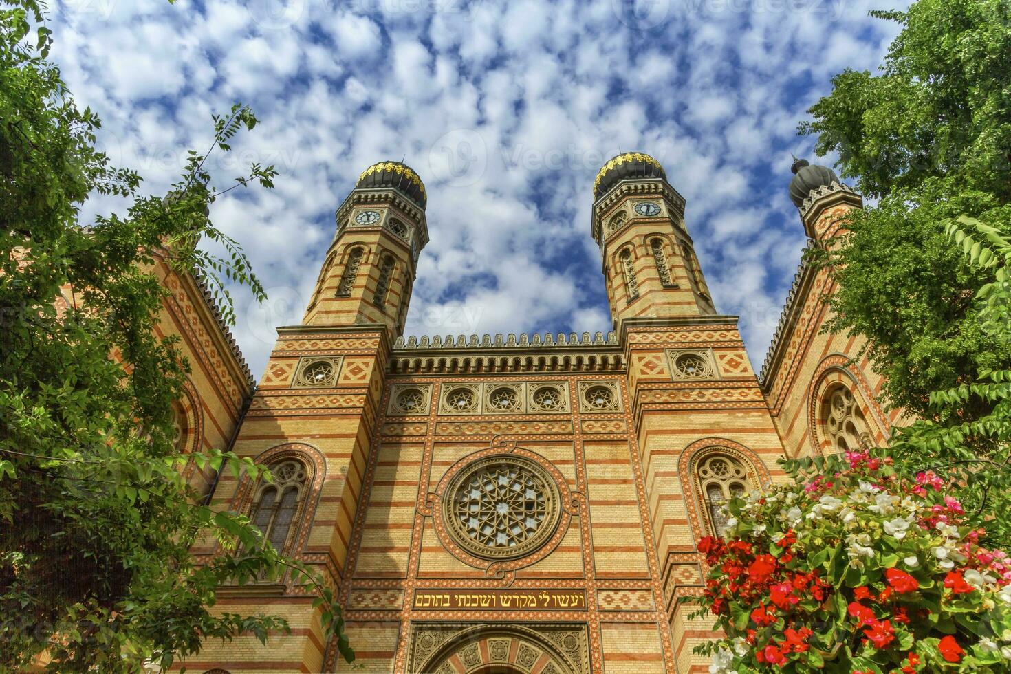 dohany strada sinagoga, il grande sinagoga o tabakgasse sinagoga, budapest, Ungheria foto