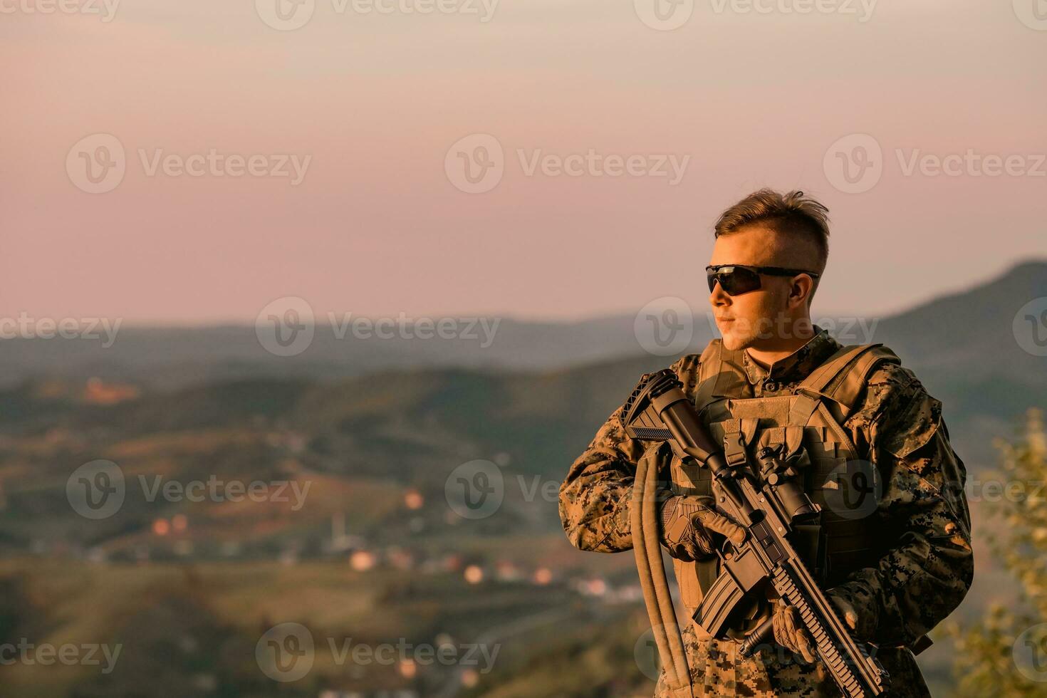 soldato ritratto su tramonto Locale eroe urbano leggenda autentico foto