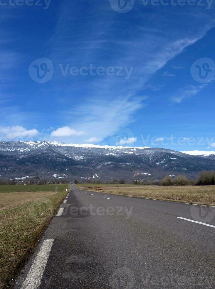 strada per la montagna foto