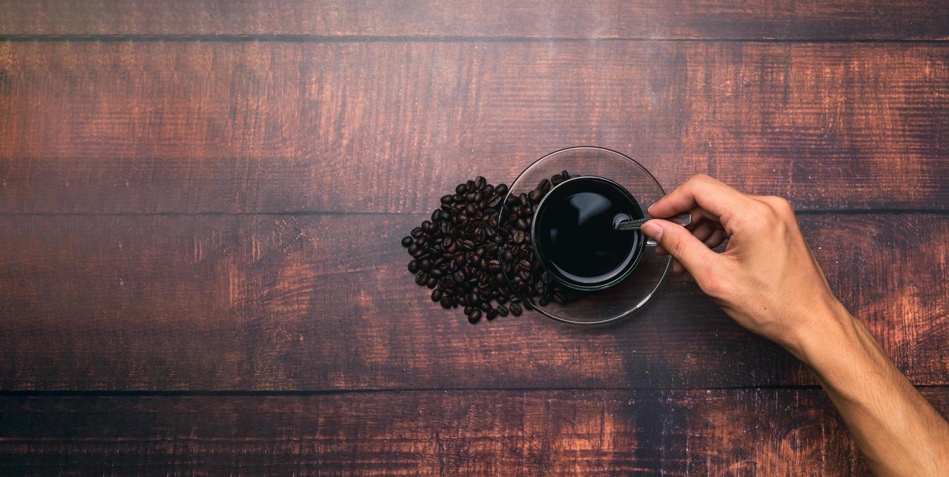 fare una bevanda al caffè per l'energia foto