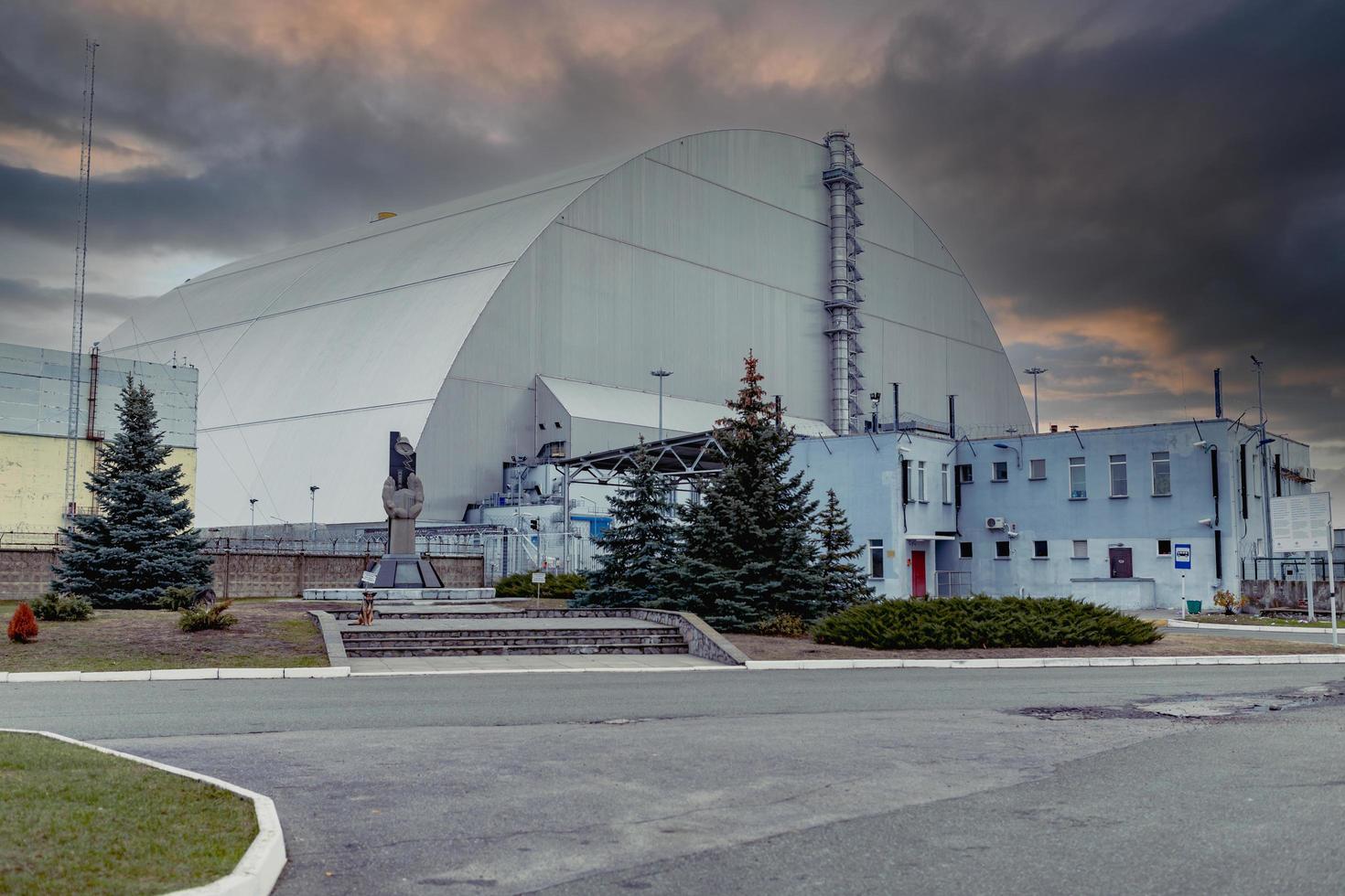 pripyat, chernobyl, ucraina, 22 novembre 2020 - centrale elettrica abbandonata a chernobyl foto