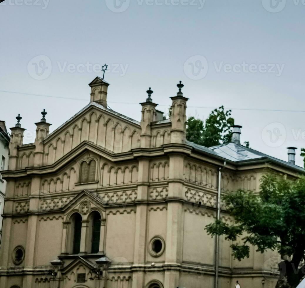 Tempel sinagoga è un' sinagoga nel il kazimierz quartiere di Cracovia, Polonia. nuvoloso tempo atmosferico. nuvoloso. foto