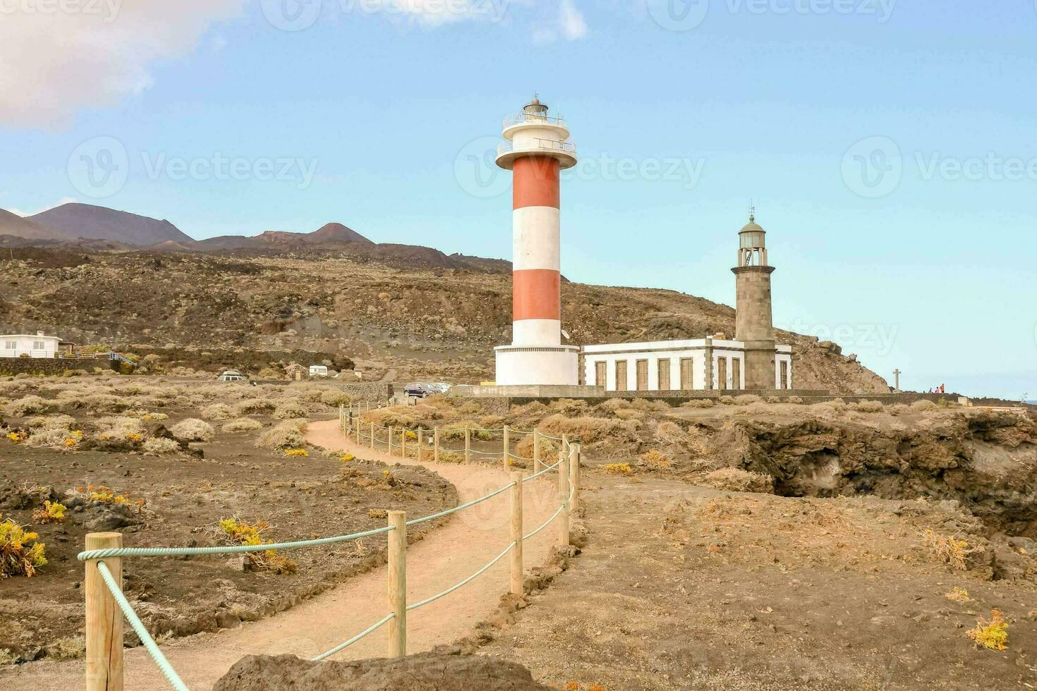 un' faro su il isola foto