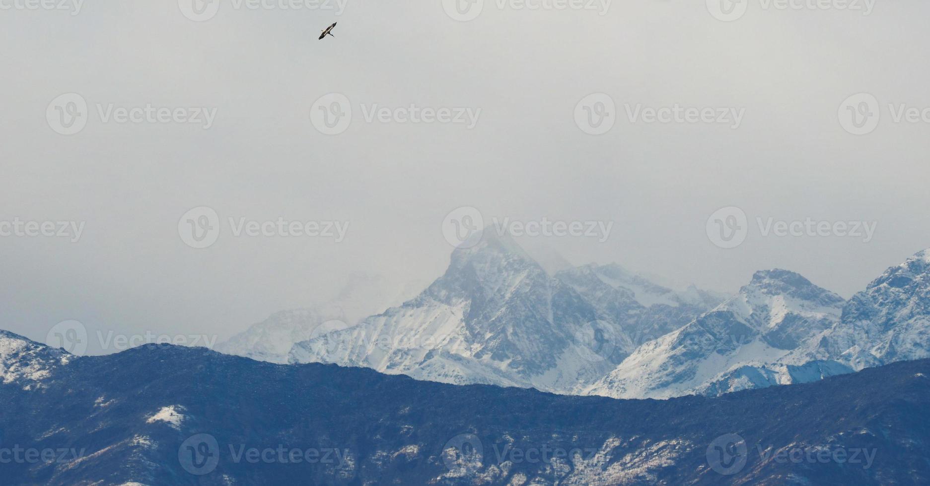 Vista delle alpi italiane in Valle d'Aosta, italy foto