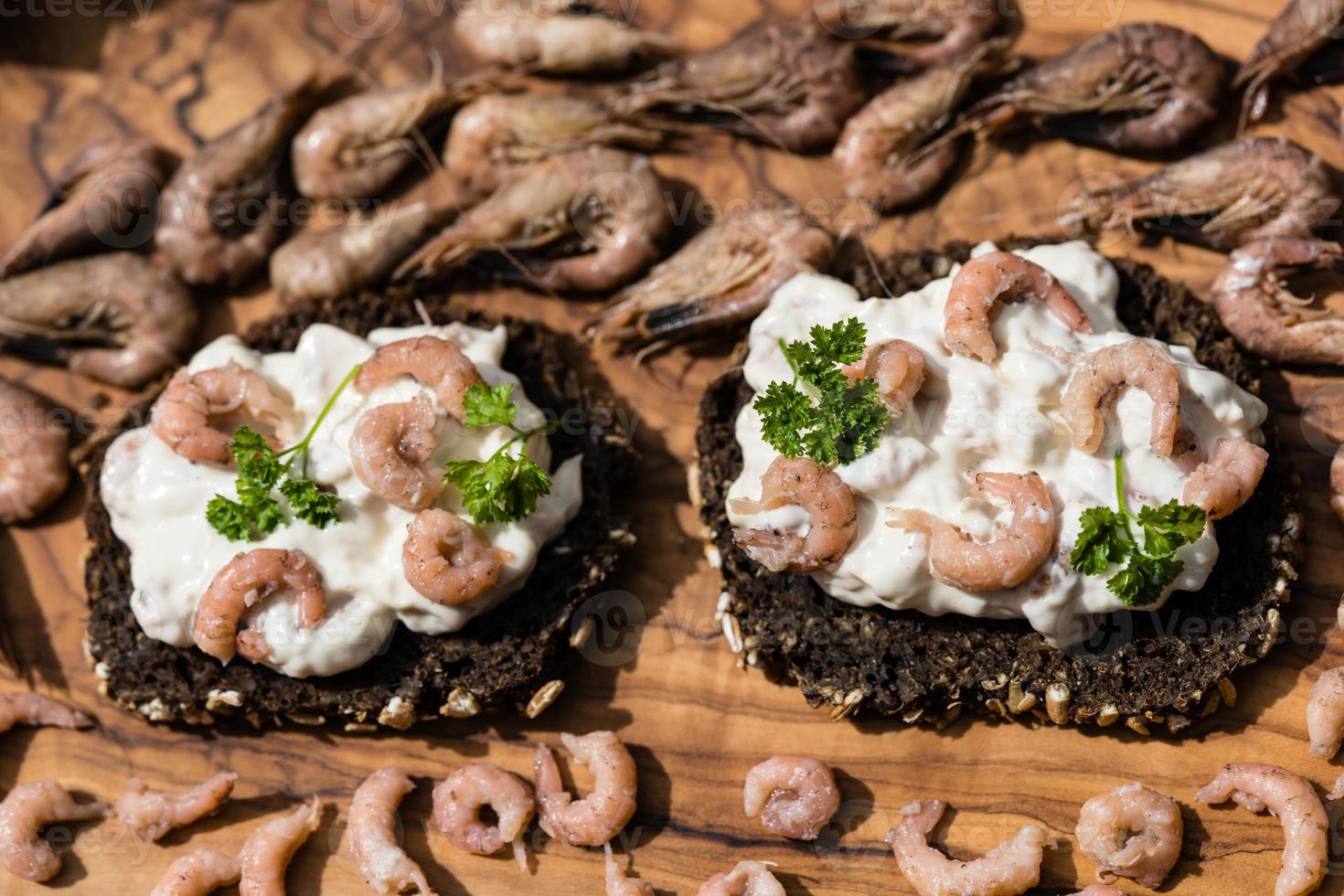 insalata con granchi freschi del mare del nord foto