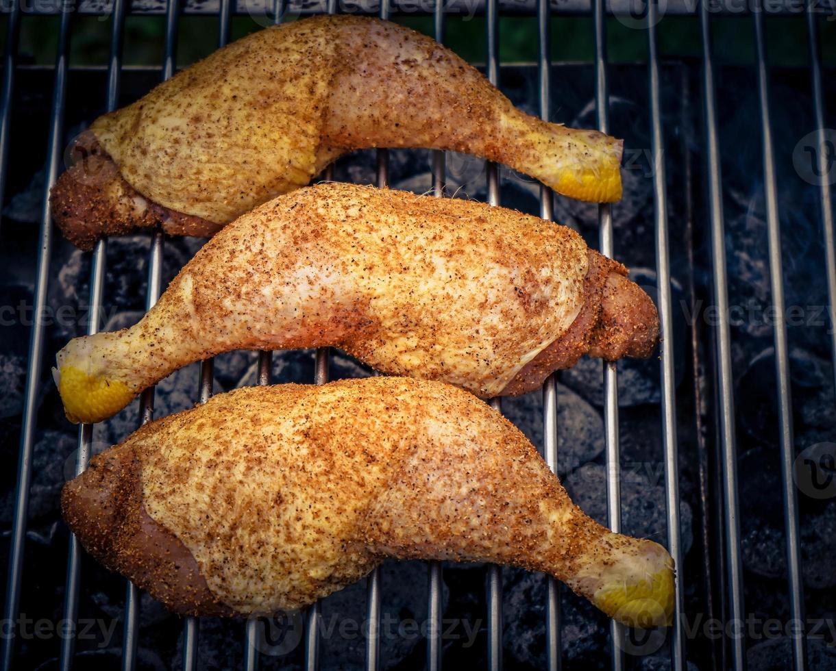 cosce di pollo piccanti alla griglia foto