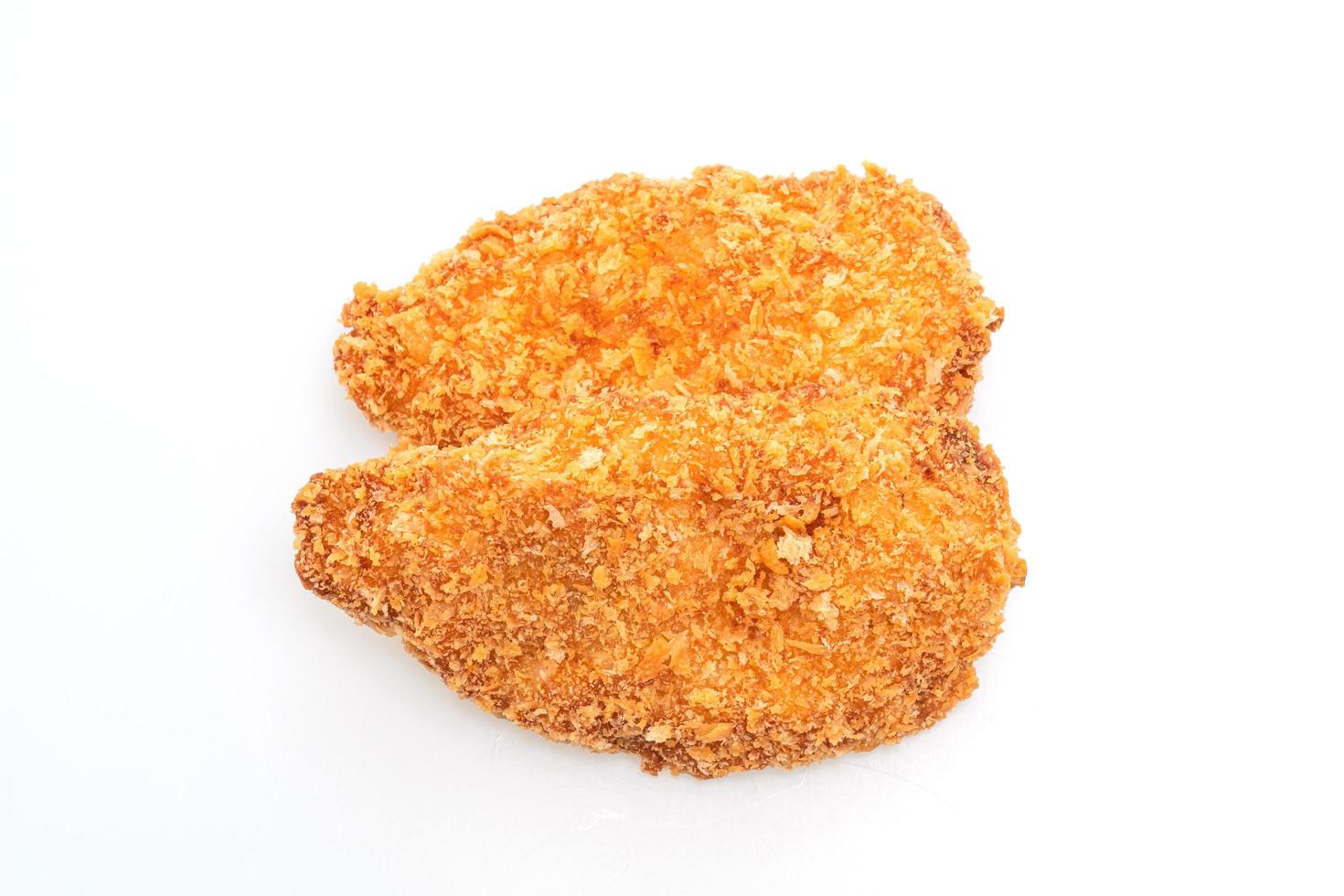 filetto di petto di pollo fritto isolato su sfondo bianco foto