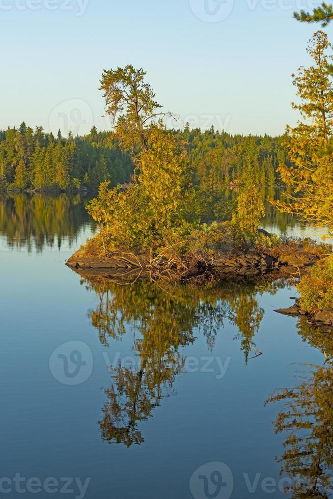 riflessioni mattutine su una piccola isola foto