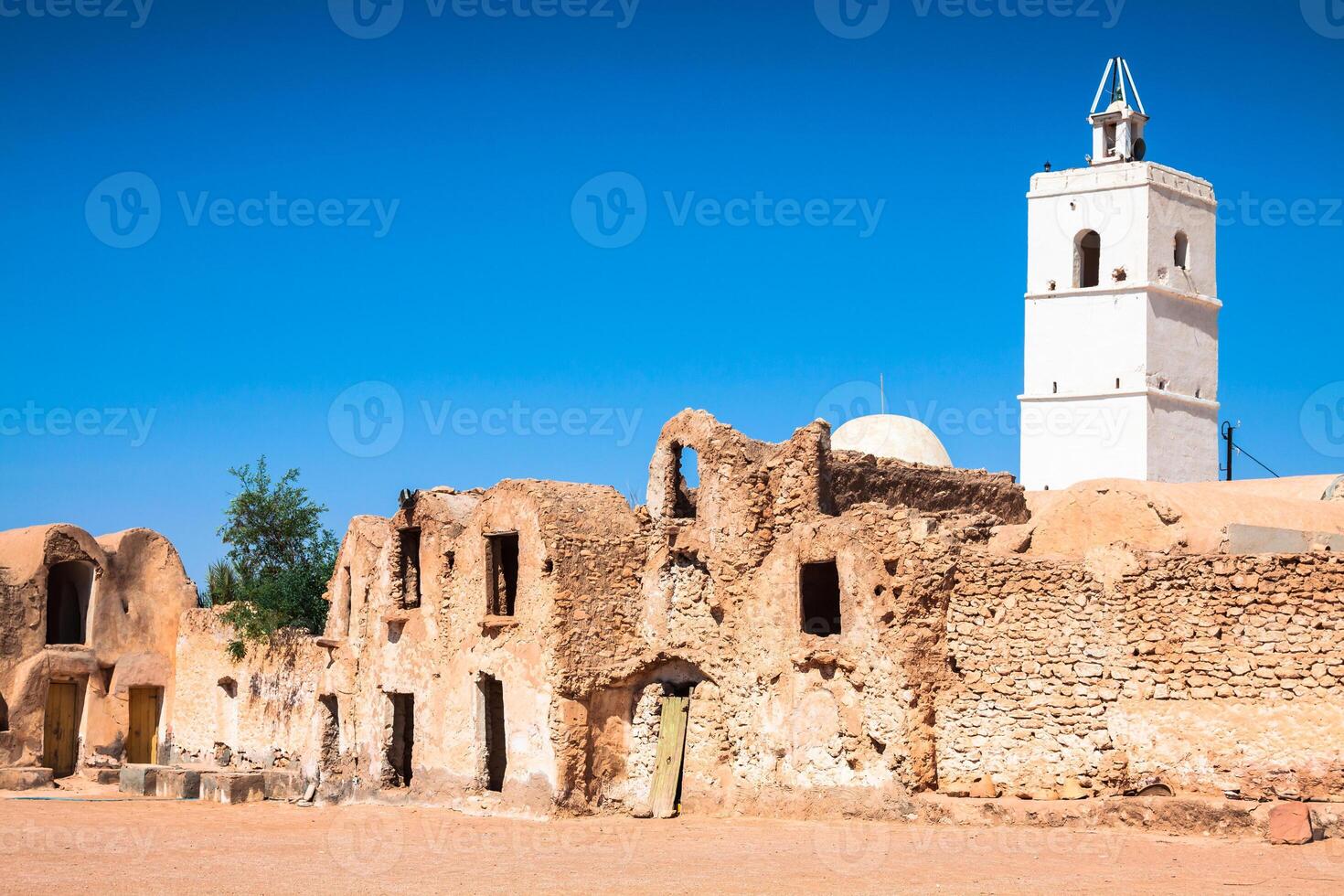 medenina tunisia tradizionale ksour berbero fortificato granaio foto