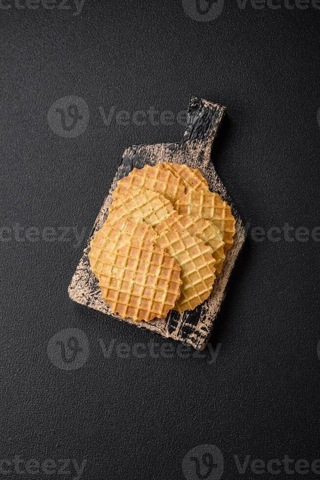 il giro croccante wafer per fabbricazione dolce delizioso dolci o spuntini foto