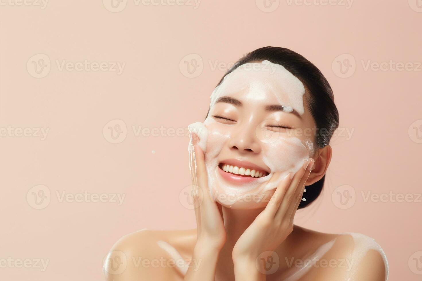 bellissimo asiatico donne lavaggio viso con copia spazio su solido pastello background.beauty,pelle cura e terme concetto, asiatico donna ritratto.creato con generativo ai tecnologia. foto