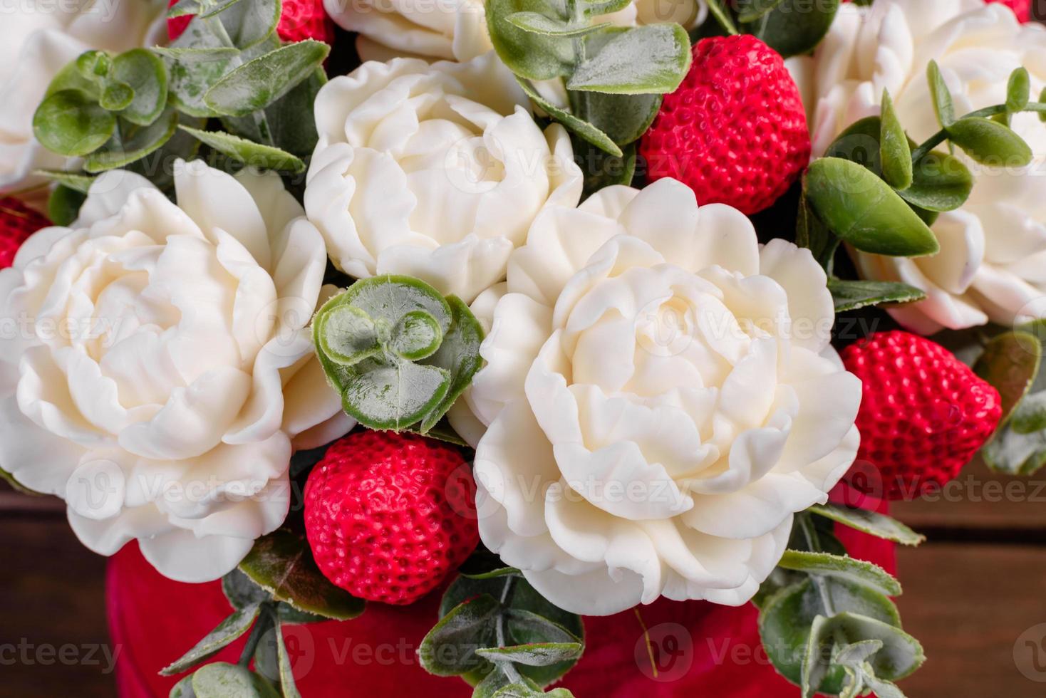 bouquet di bellissimi fiori di rosa brillante foto