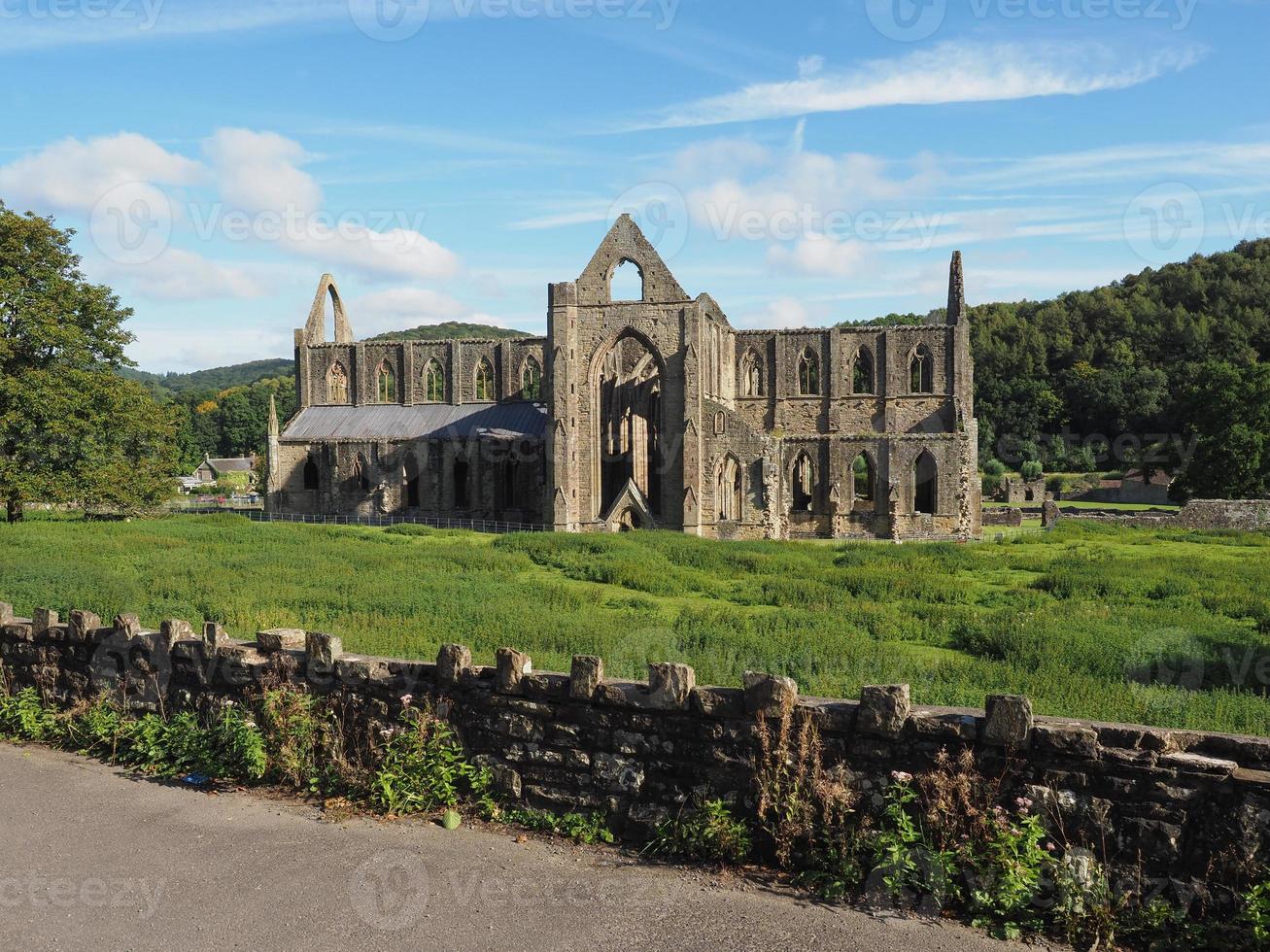 abbazia di tintern abaty tyndyrn a tintern foto