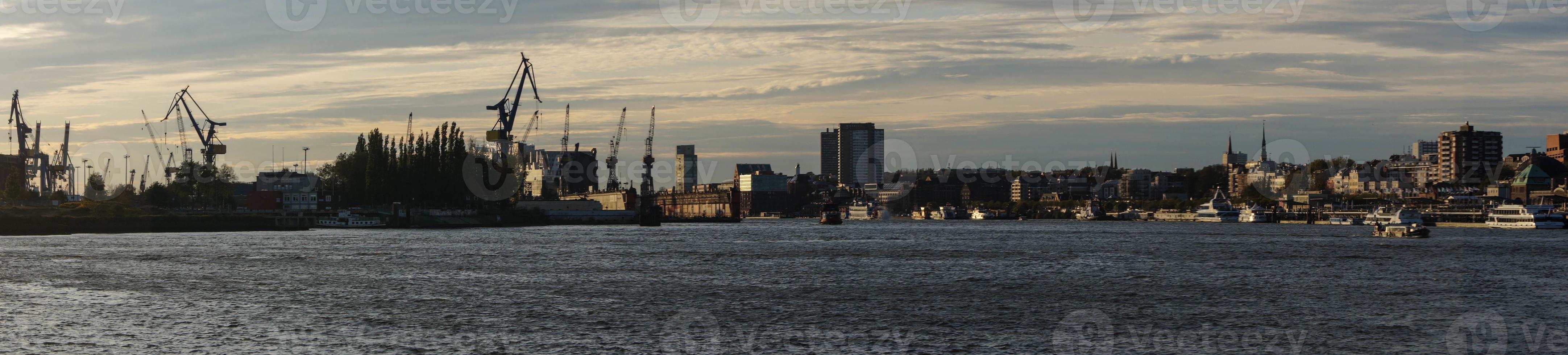 skyline di amburgo foto