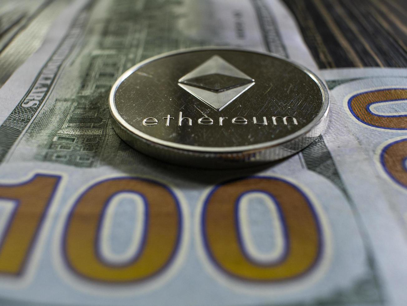 argento ethereum su dollari americani foto