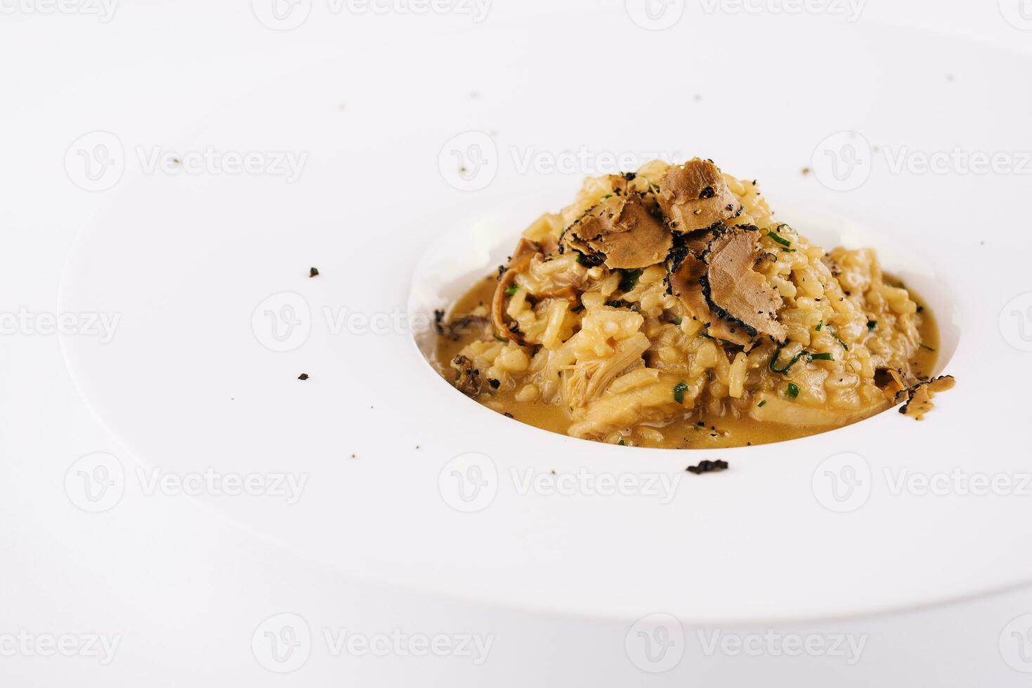 cremoso formaggio risotto con fette di tartufo foto