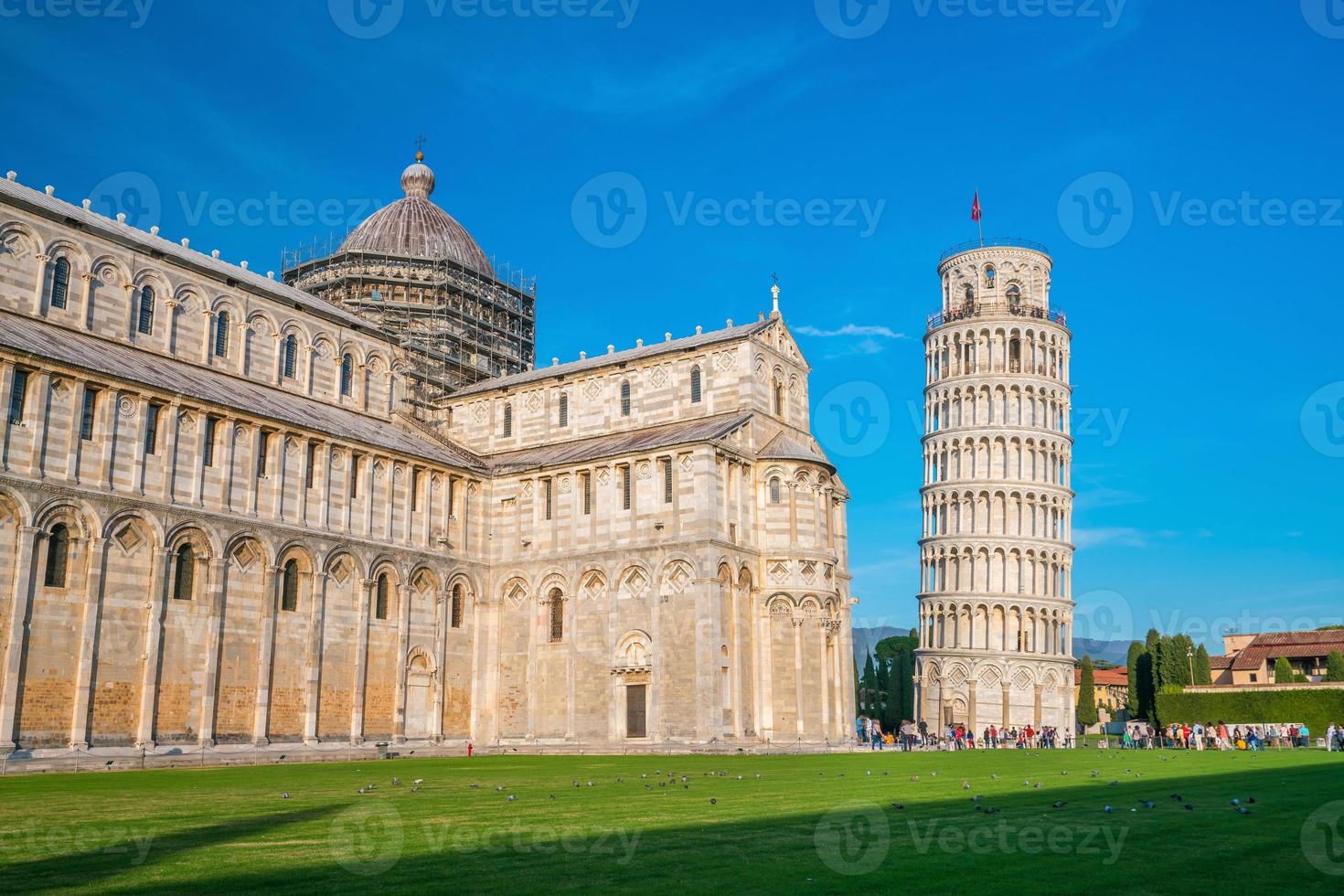 duomo di pisa e torre pendente foto