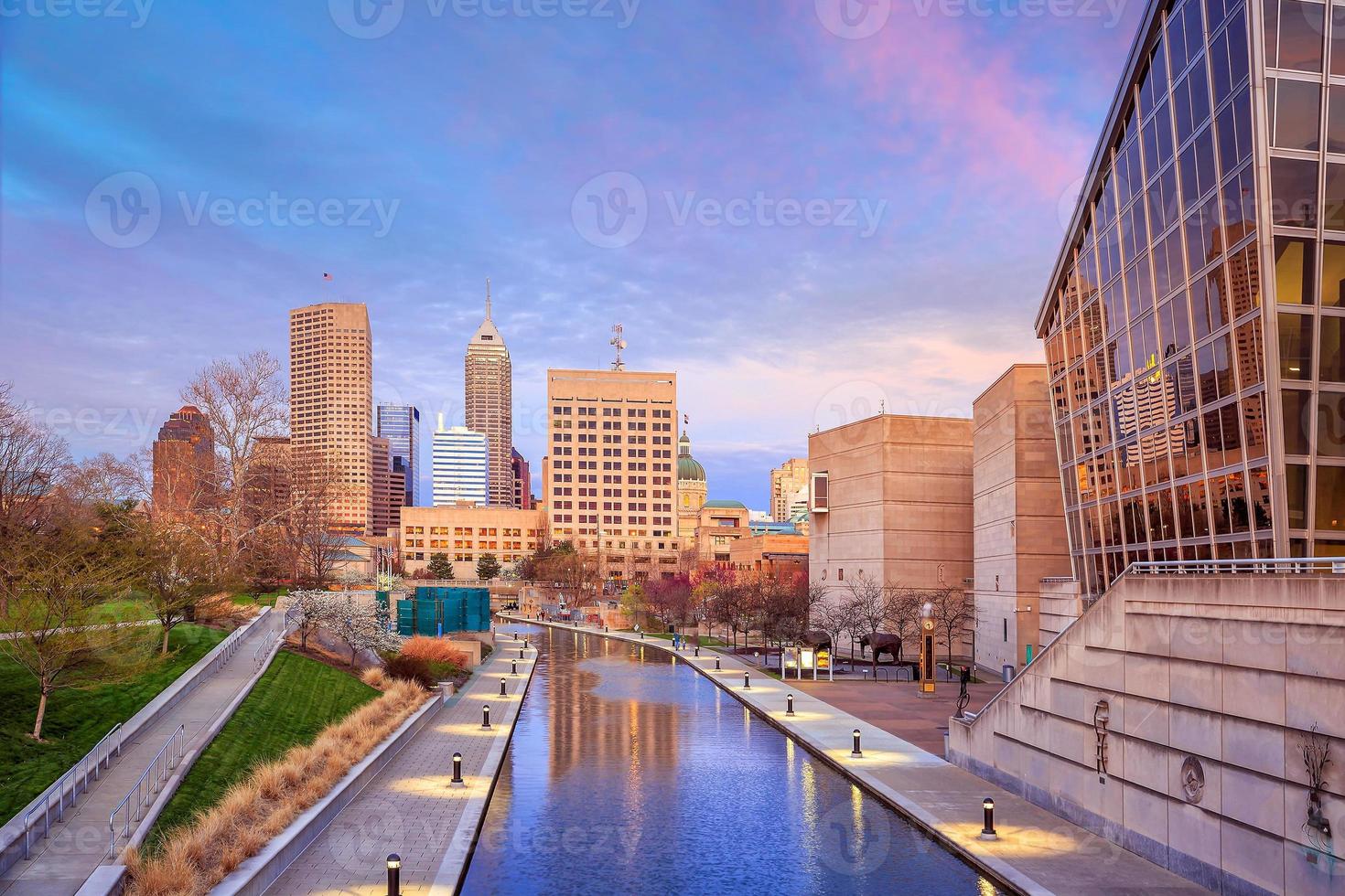 skyline del centro di Indianapolis foto