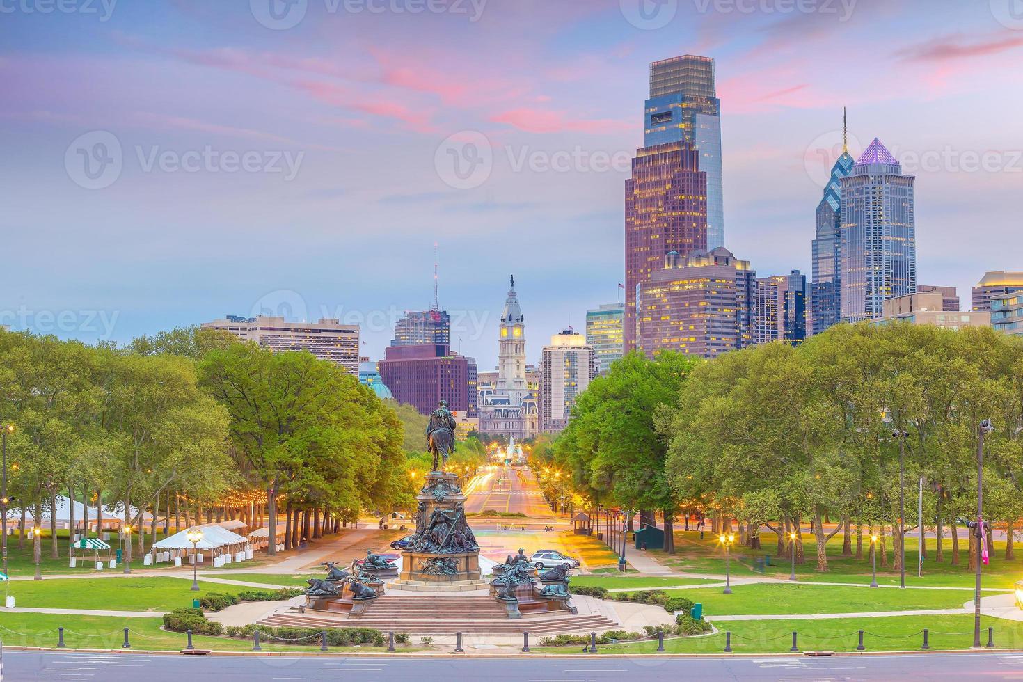 paesaggio urbano di skyline del centro di Philadelphia in Pennsylvania foto