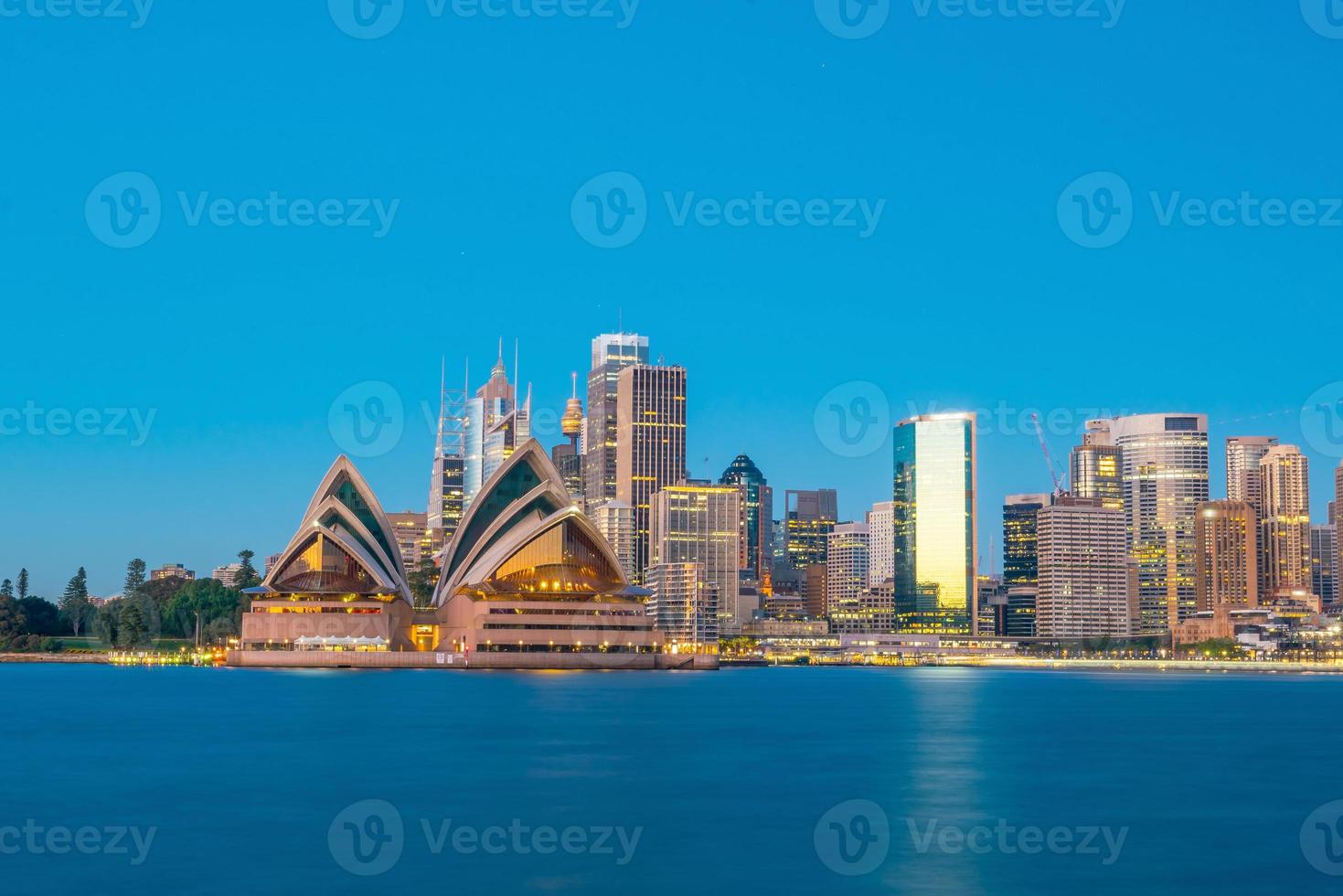 skyline del centro di sydney al tramonto foto