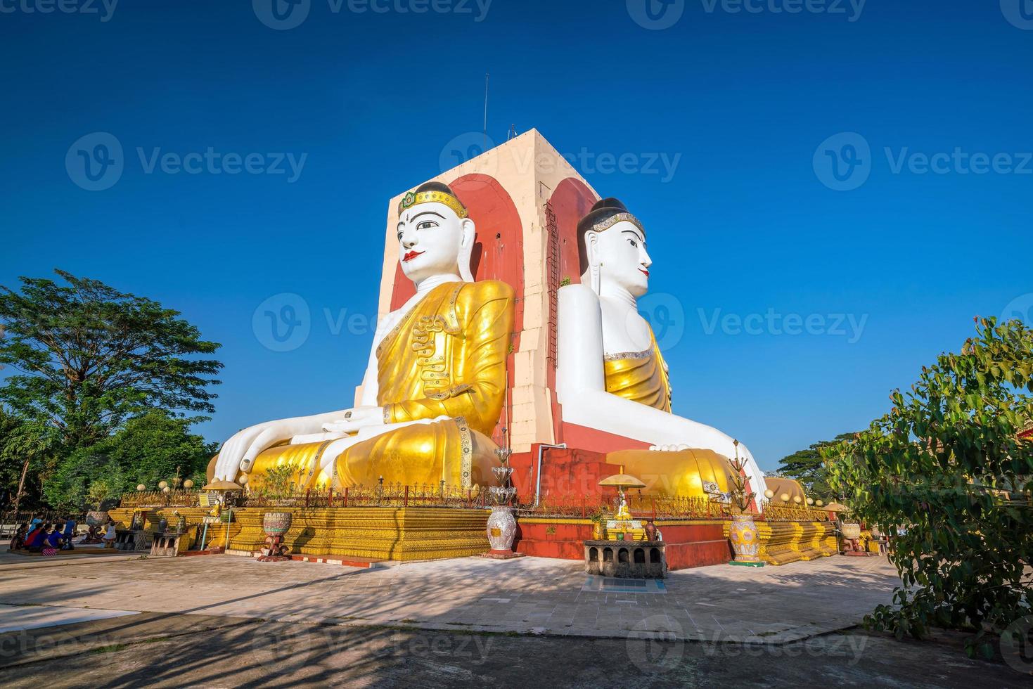 quattro facce di buddha foto