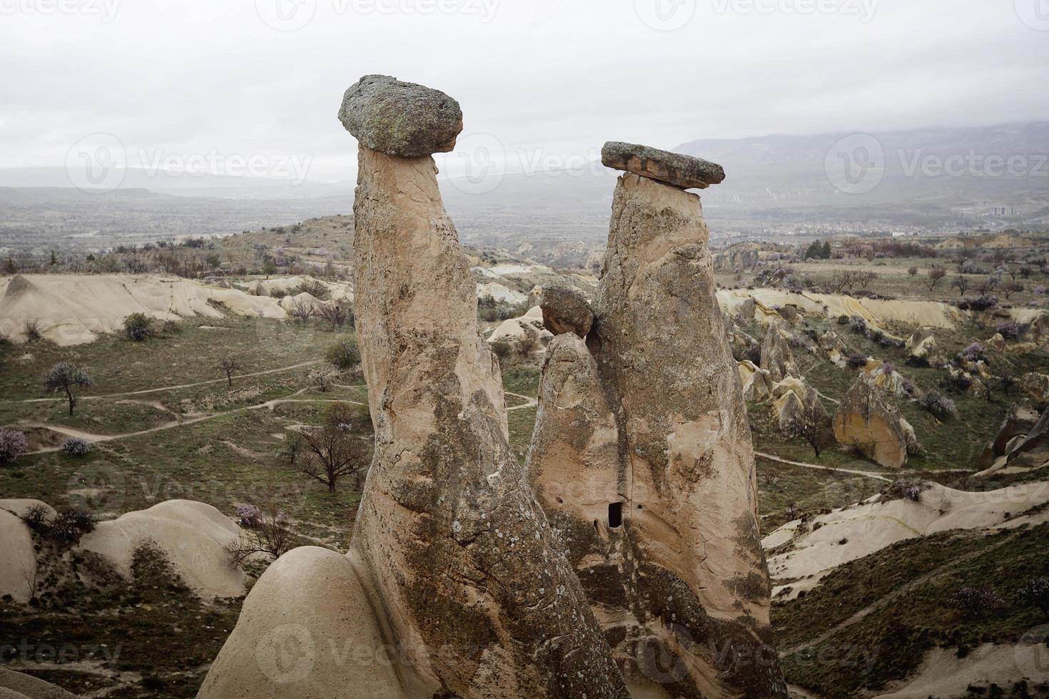 pietre naturali derivanti da esplosione vulcanica foto