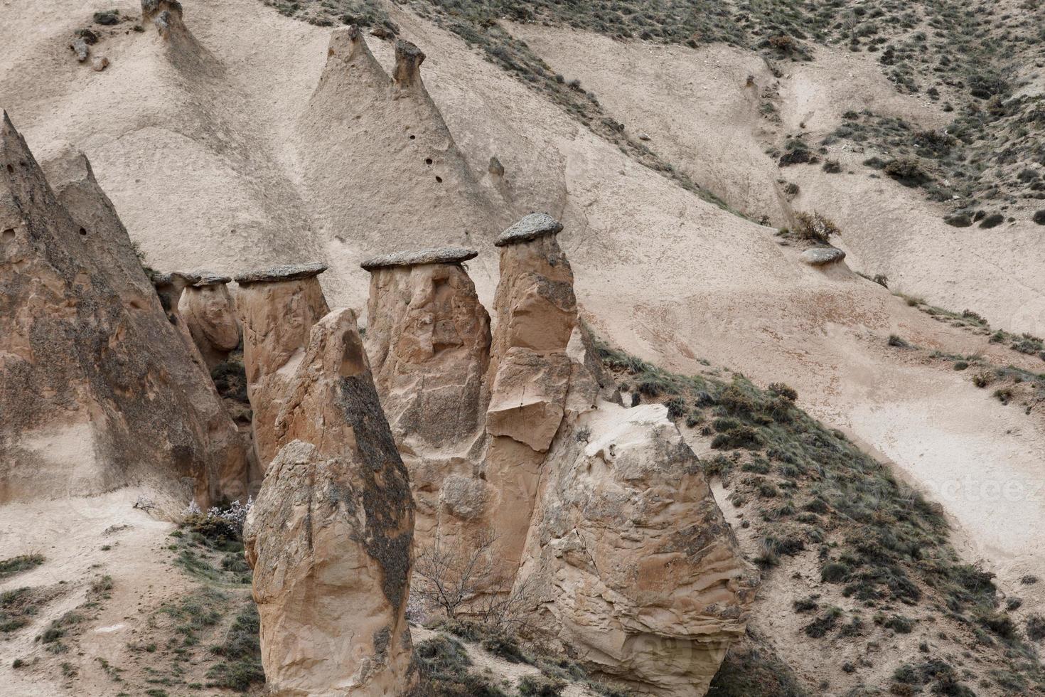 camini delle fate in cappadocia, turchia, paesaggio dei camini delle fate foto