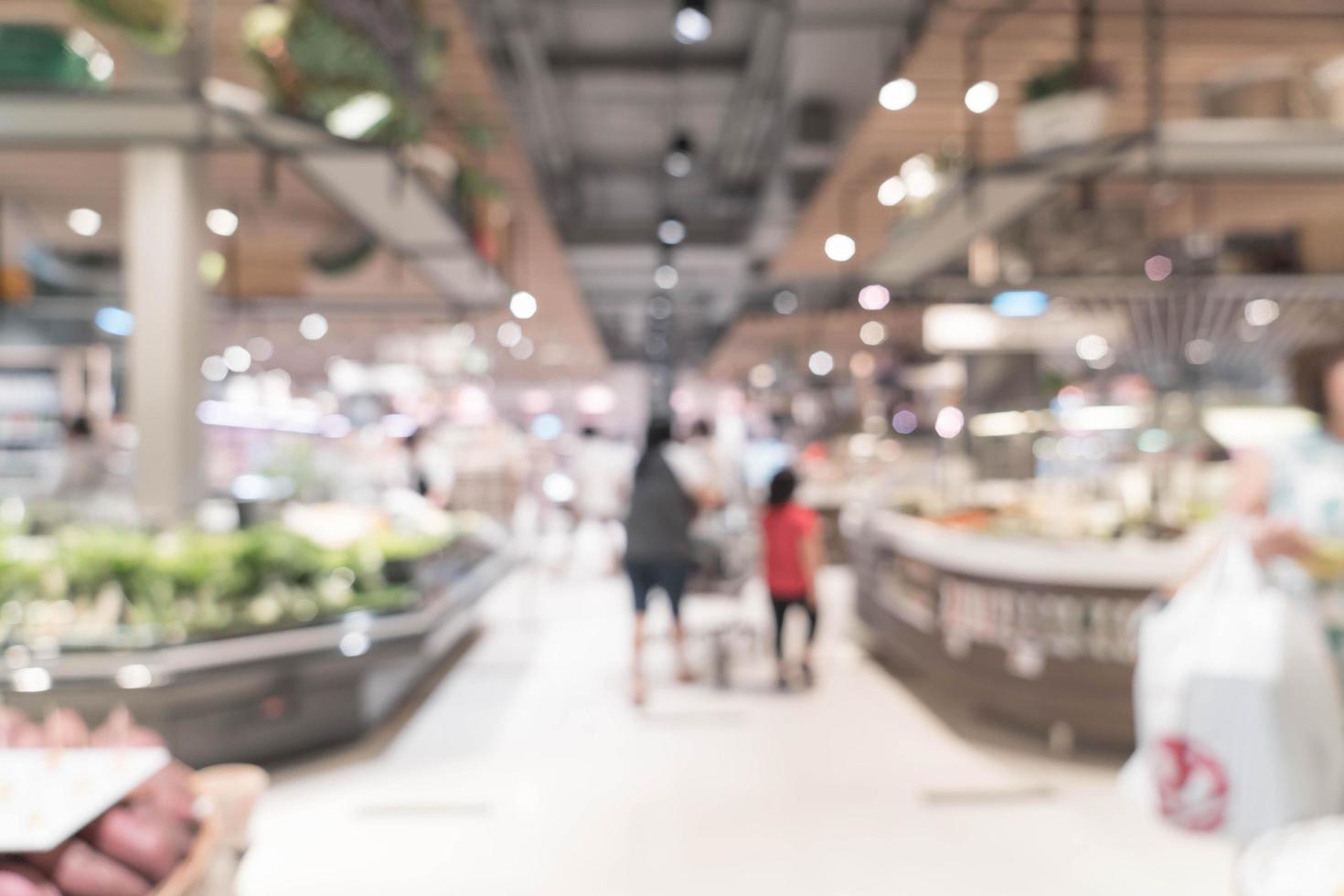 sfocatura astratta nel supermercato per lo sfondo foto