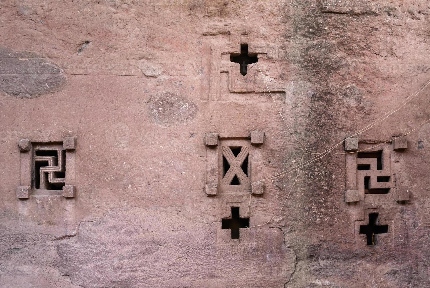 Dettaglio di lalibela antiche chiese monolitiche scavate nella roccia punto di riferimento del patrimonio in Etiopia foto