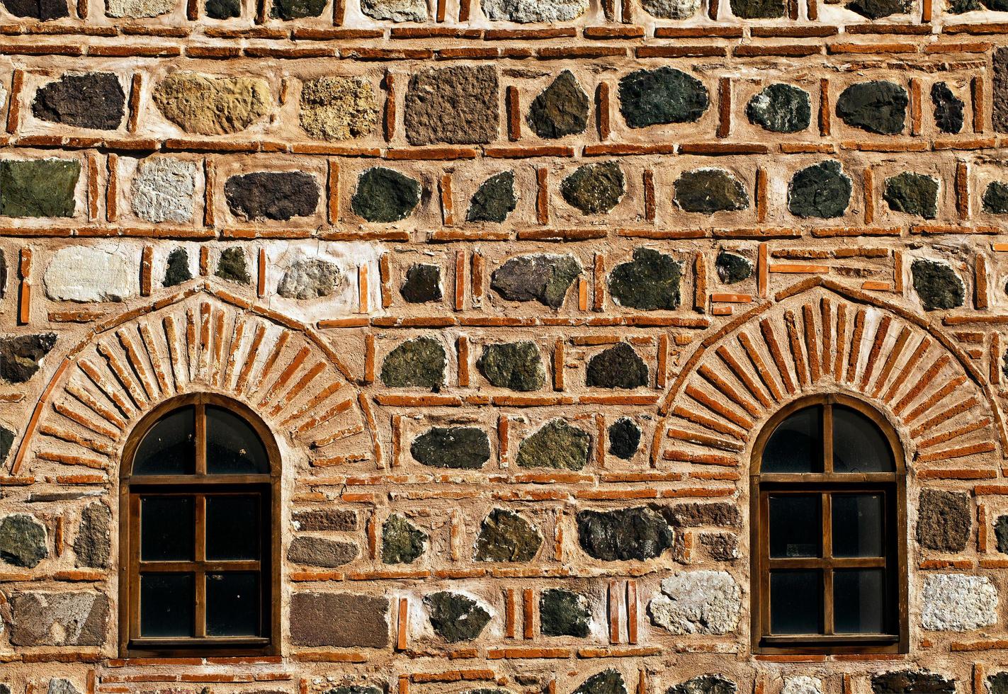 l'antico edificio astratto ospita le finestre foto